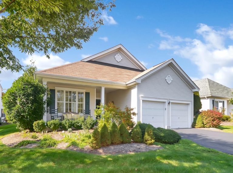 Four Seasons at Brandon Farms Senior Living Options 55+