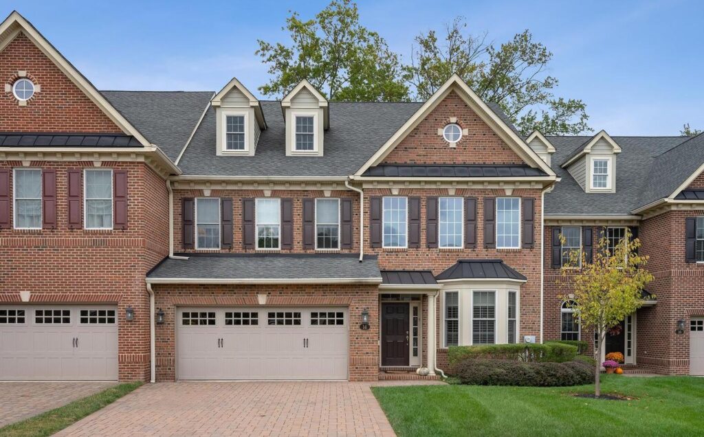 Delancey Court Senior Living Options 55+