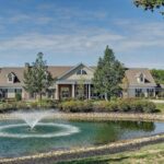 Four Seasons Weatherby Clubhouse4