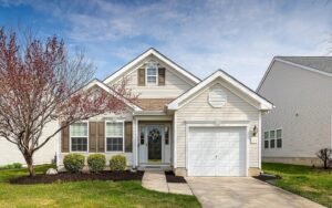 Four Seasons Weatherby Front9