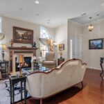 Five.Ponds.living.room