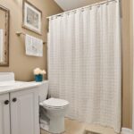 Forest.ridge.hallbath