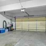 Villas.Riverview.garage