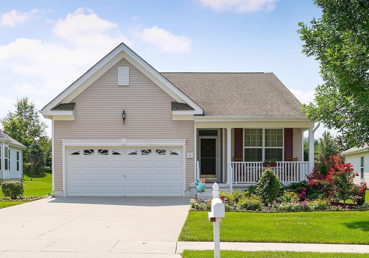 Four Seasons Weatherby Front2