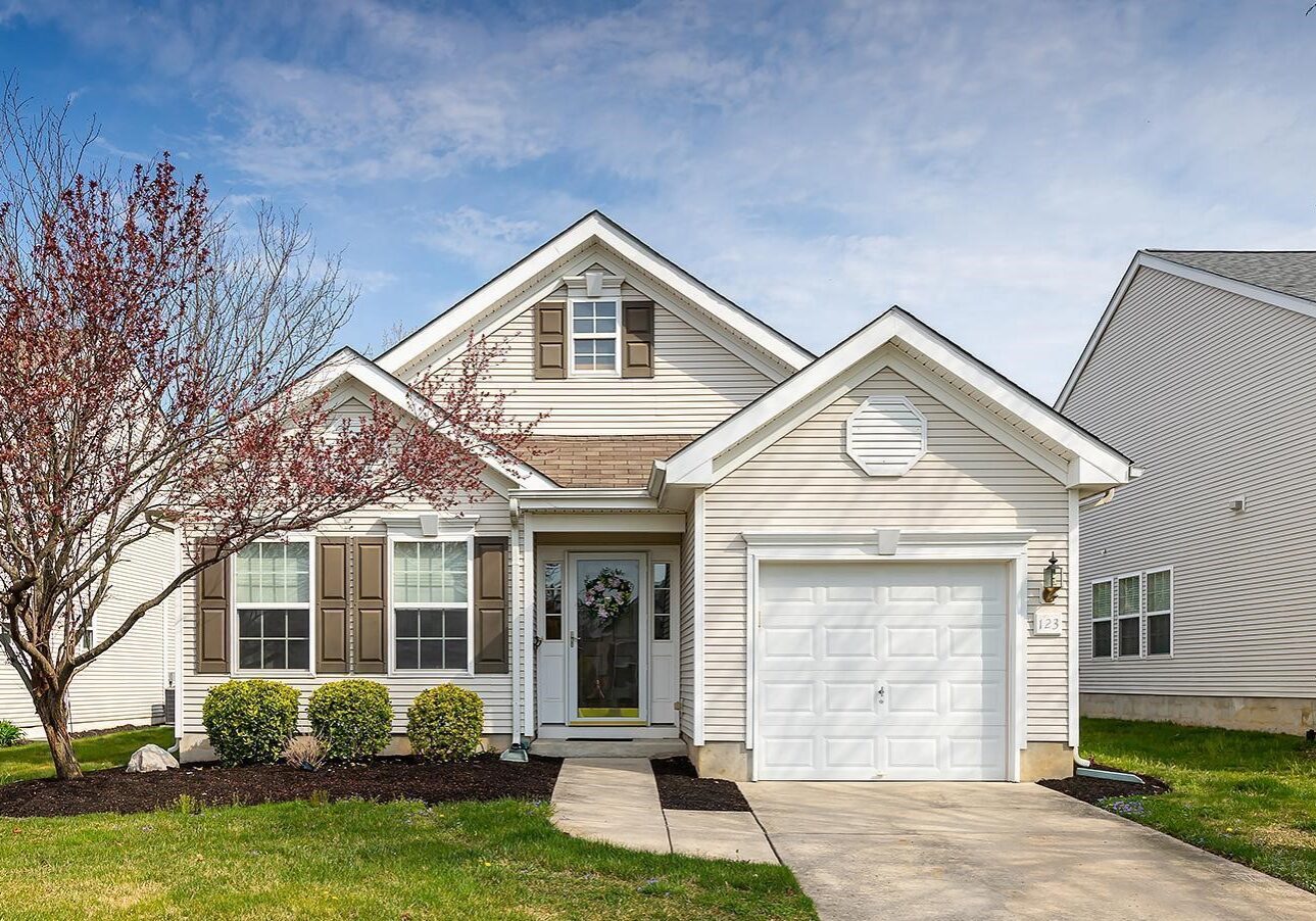 Four Seasons Weatherby Front9